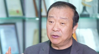 成年人午夜视频